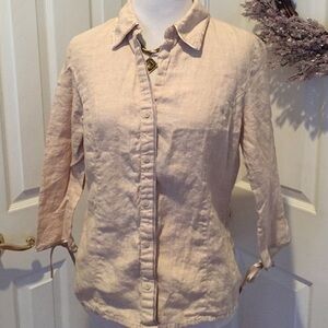 Old Navy cream colored top with satin trim